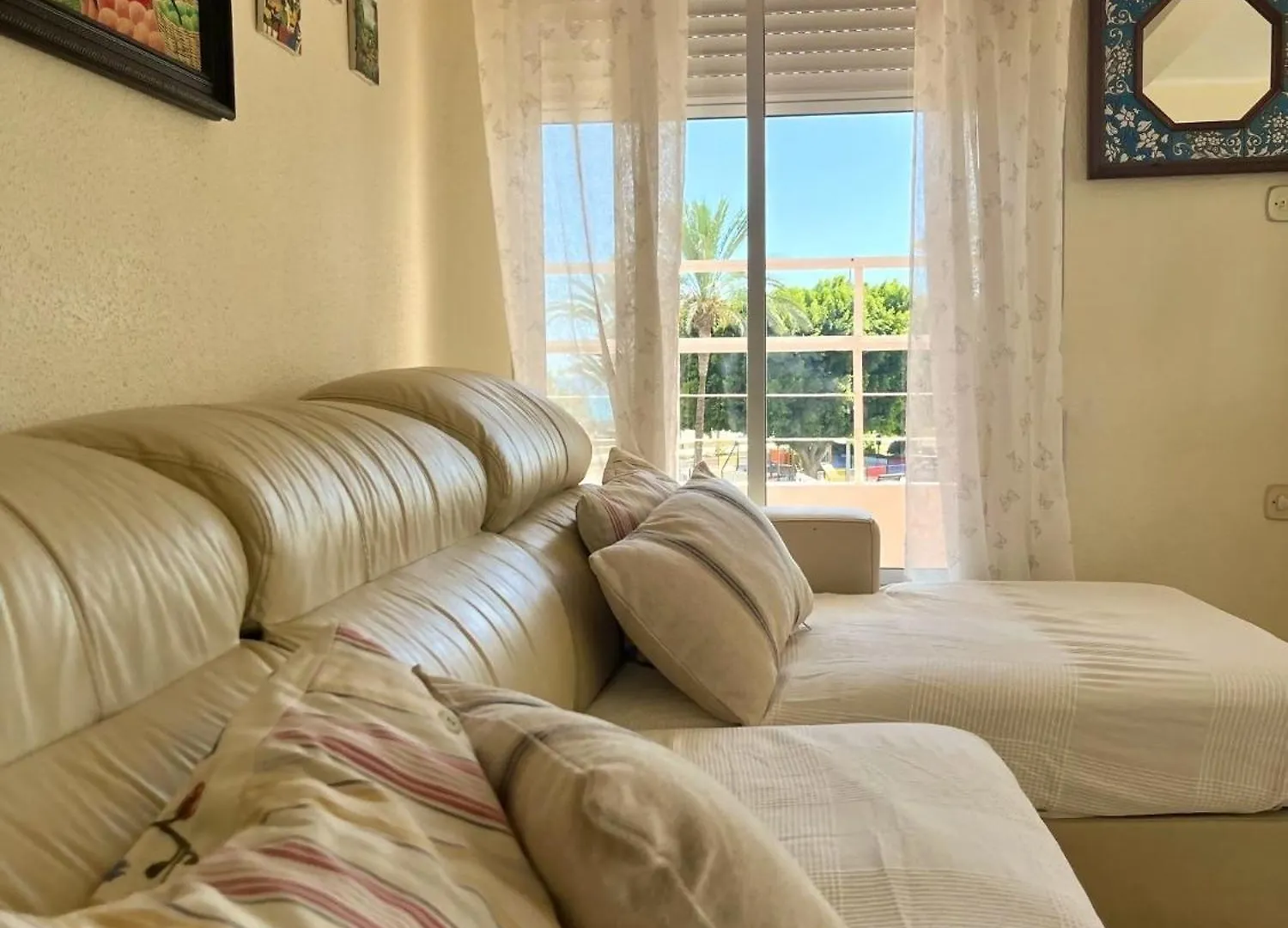 Apartamento Marta By Solymar Holiday Torre Del Mar 0*,